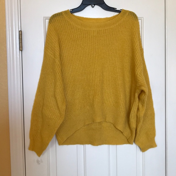 H&M Sweaters - H&M yellow sweater size M